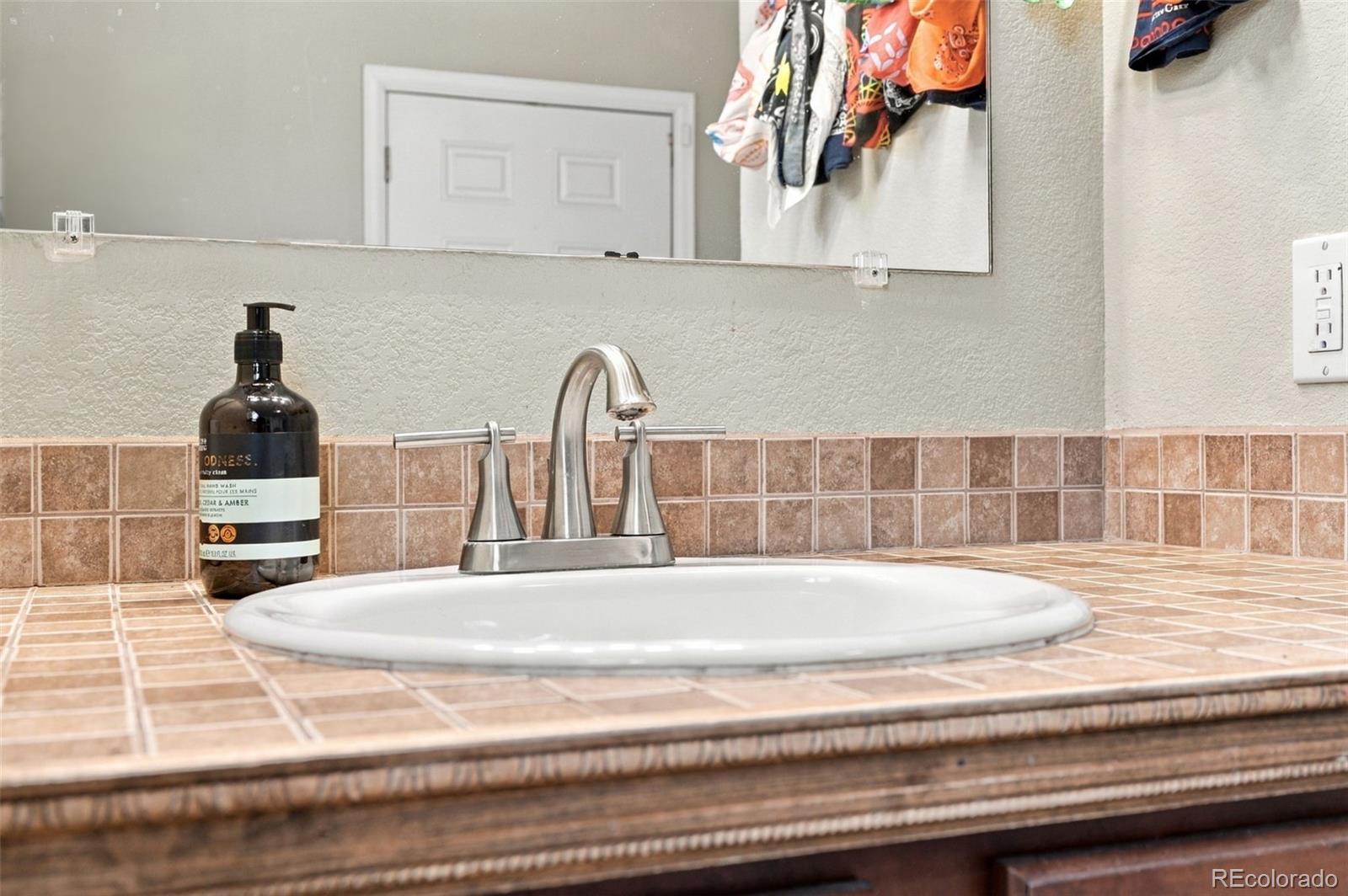 MLS Image #23 for 5319 e martin luther king boulevard,denver, Colorado