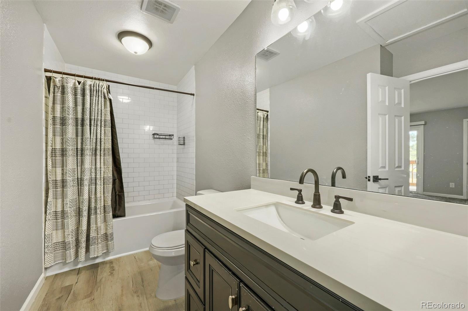 MLS Image #10 for 1125 s oneida street a,denver, Colorado