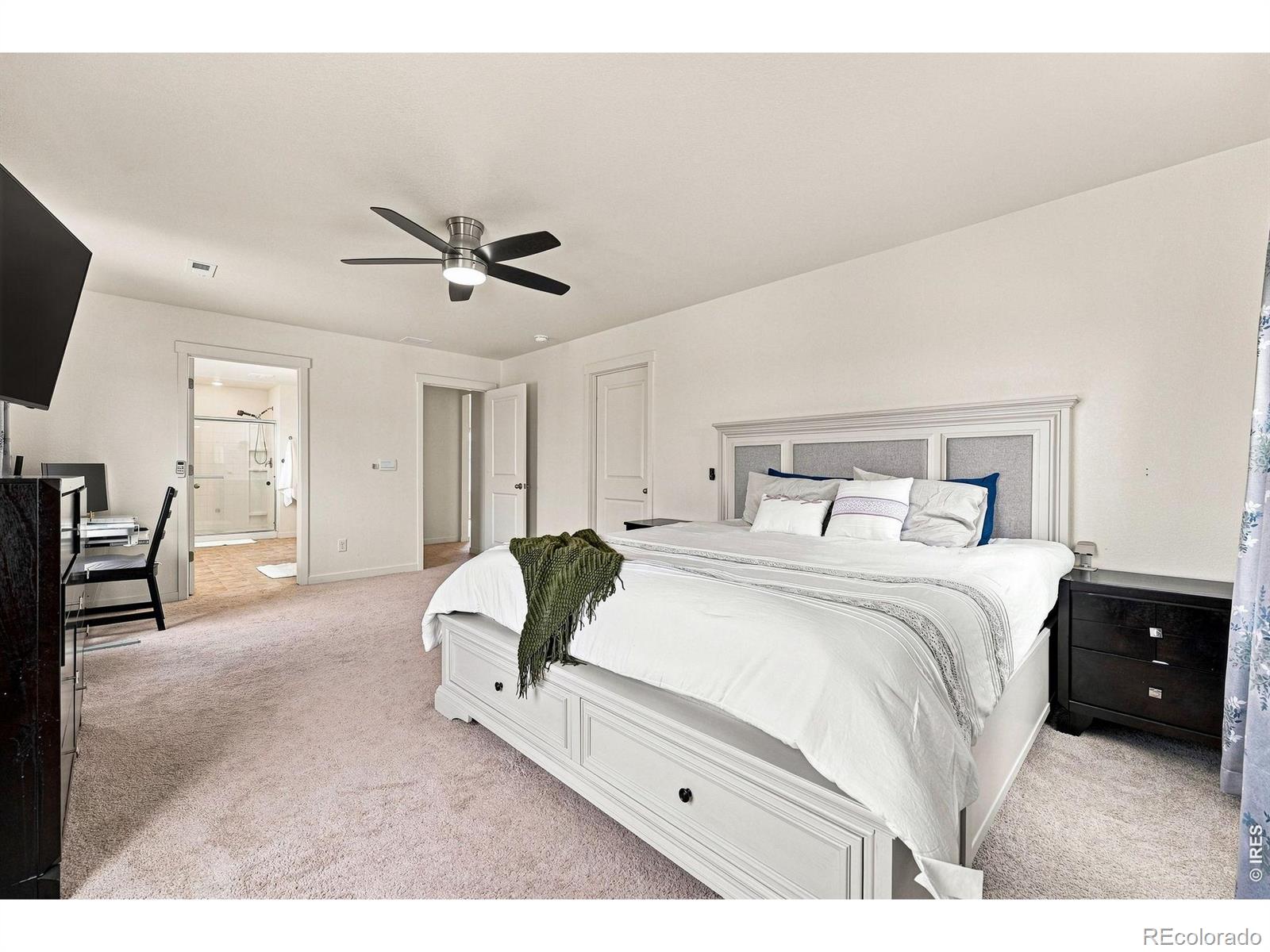 MLS Image #17 for 430  thrush place,johnstown, Colorado