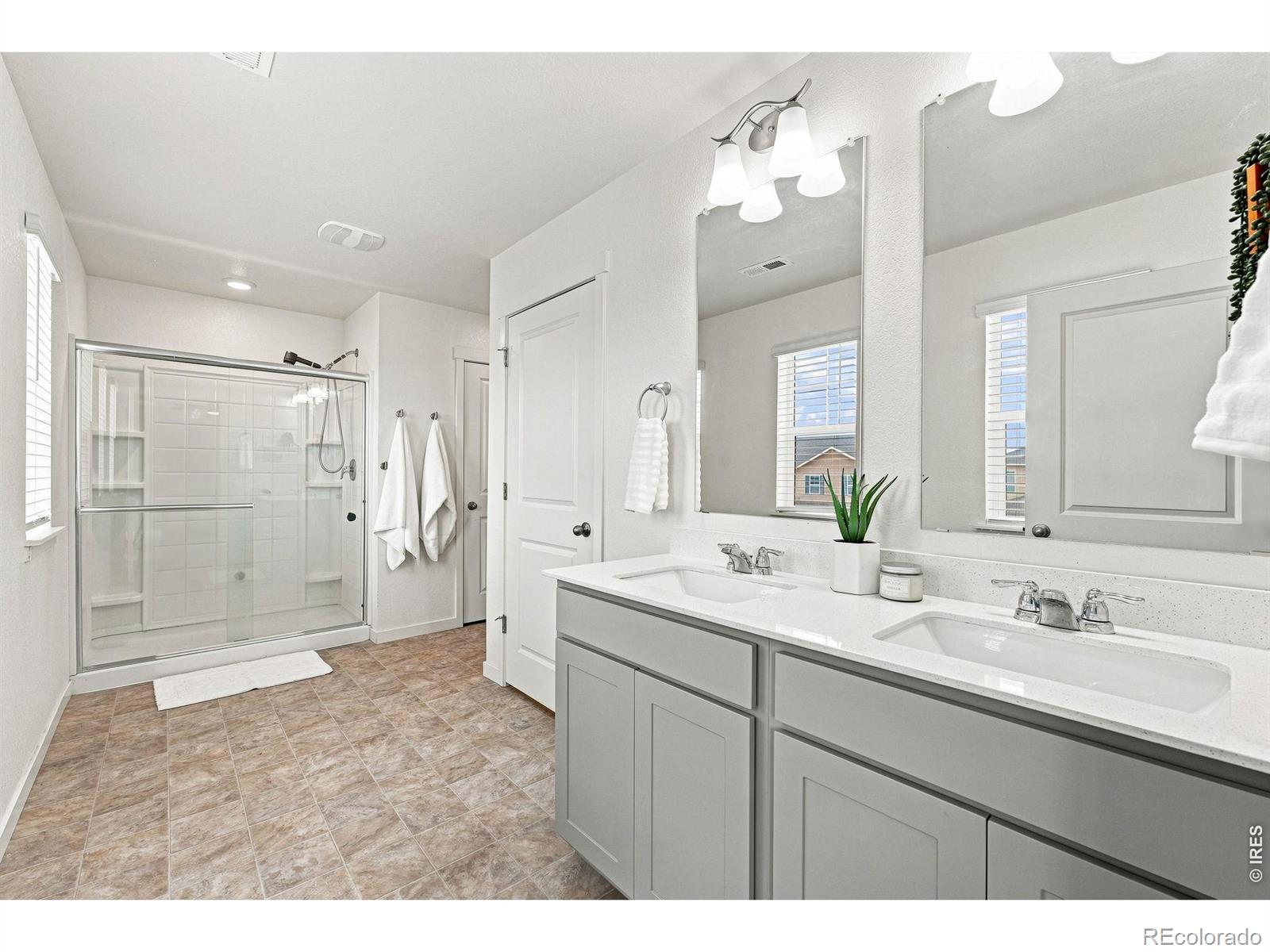 MLS Image #19 for 430  thrush place,johnstown, Colorado