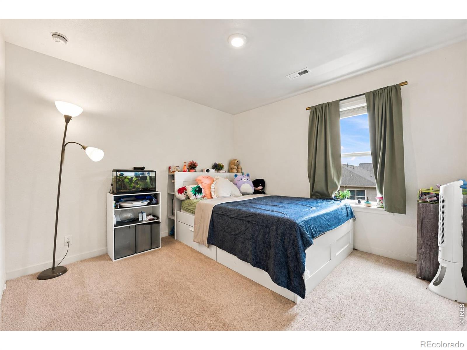 MLS Image #23 for 430  thrush place,johnstown, Colorado