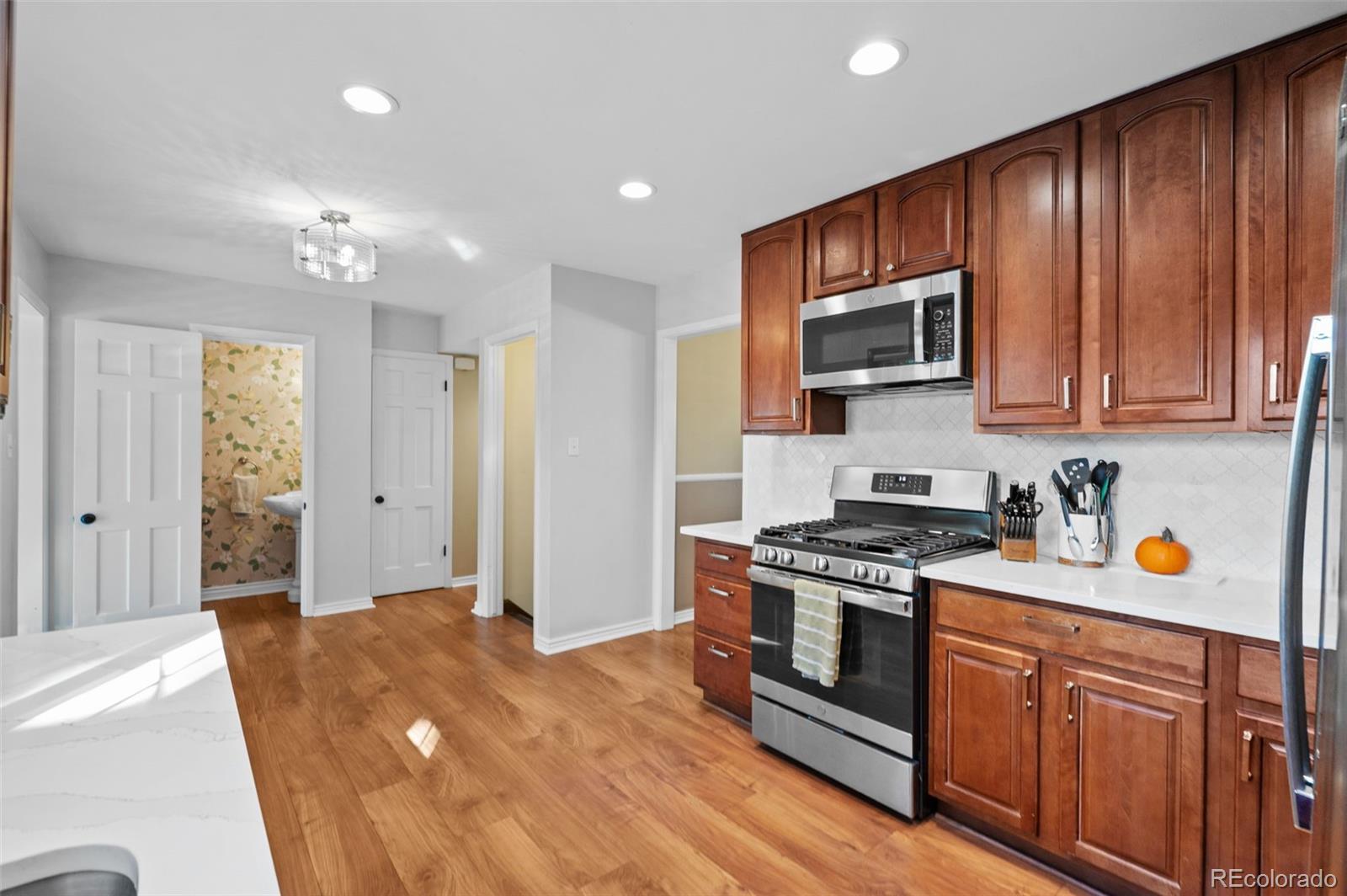 MLS Image #13 for 6551 s williams circle,centennial, Colorado
