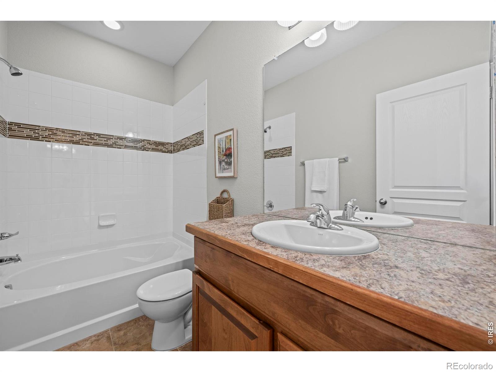 MLS Image #21 for 1122  village circle,erie, Colorado