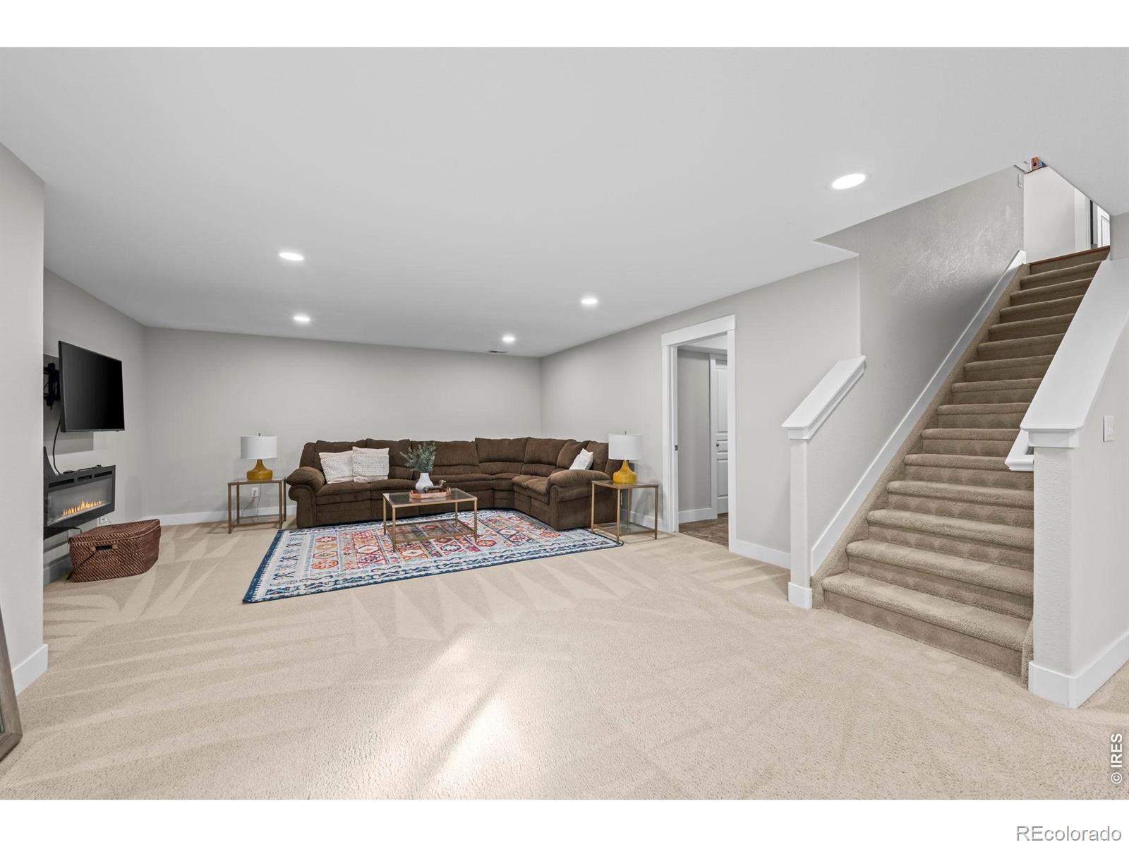 MLS Image #22 for 1122  village circle,erie, Colorado