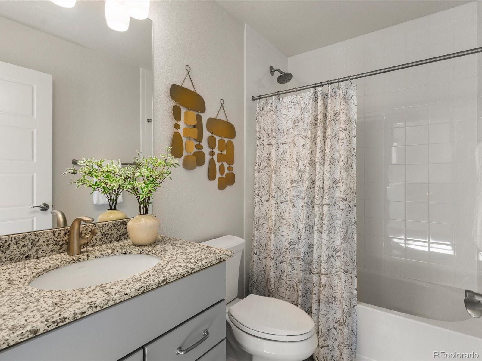 MLS Image #19 for 5849 n boston street,denver, Colorado