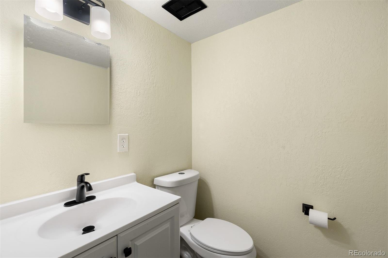 MLS Image #10 for 3627 w union avenue,denver, Colorado