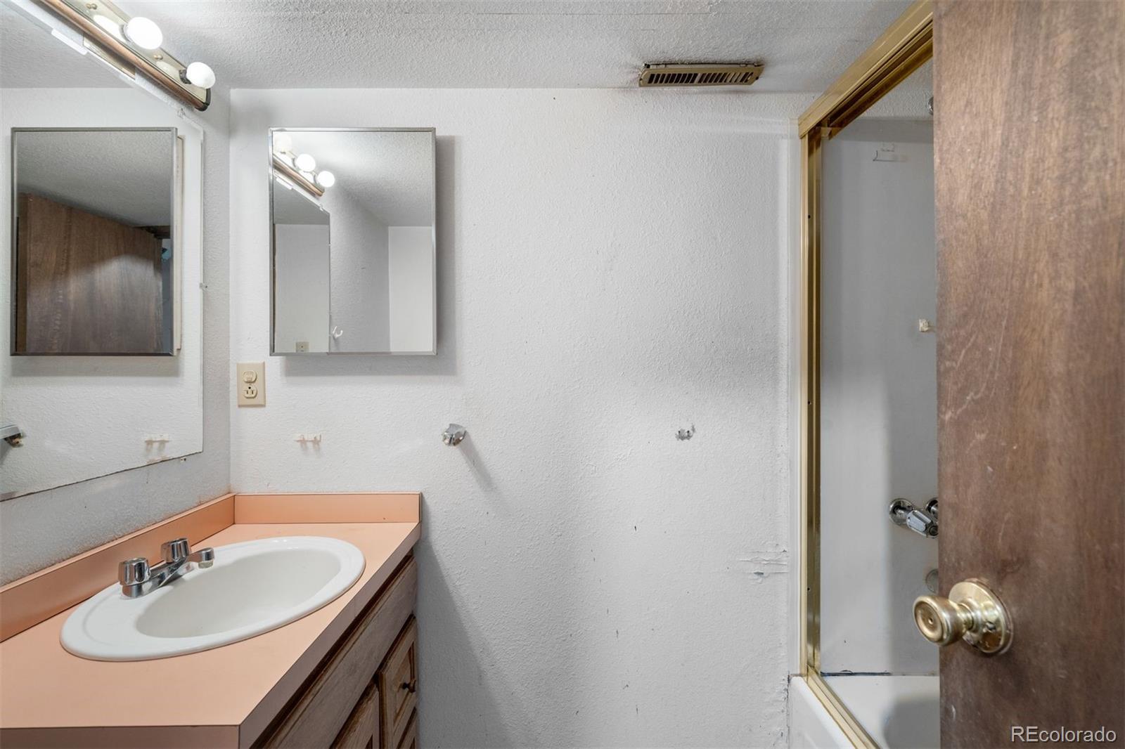 MLS Image #17 for 3627 w union avenue,denver, Colorado