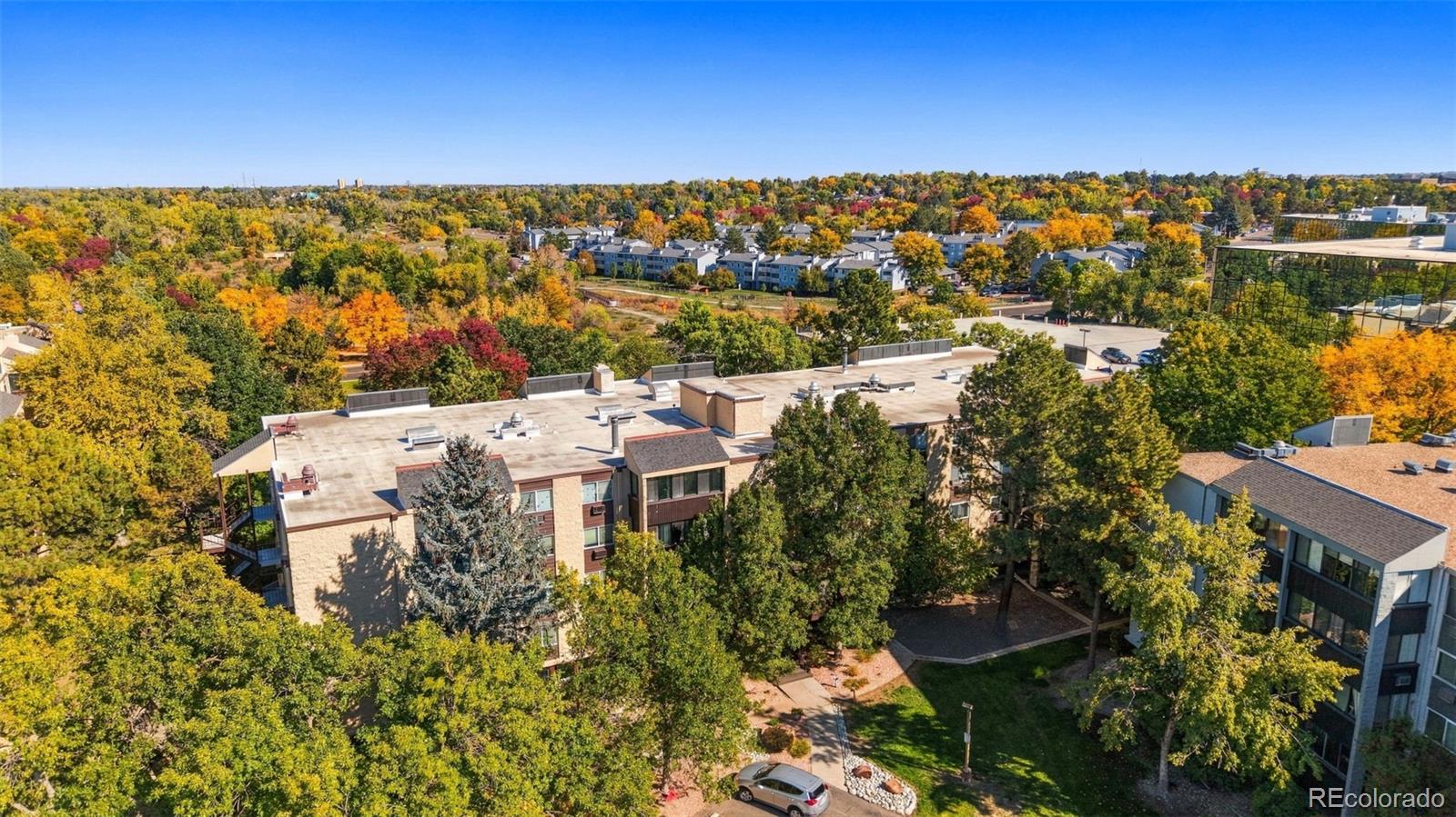 MLS Image #28 for 3450 s poplar street,denver, Colorado