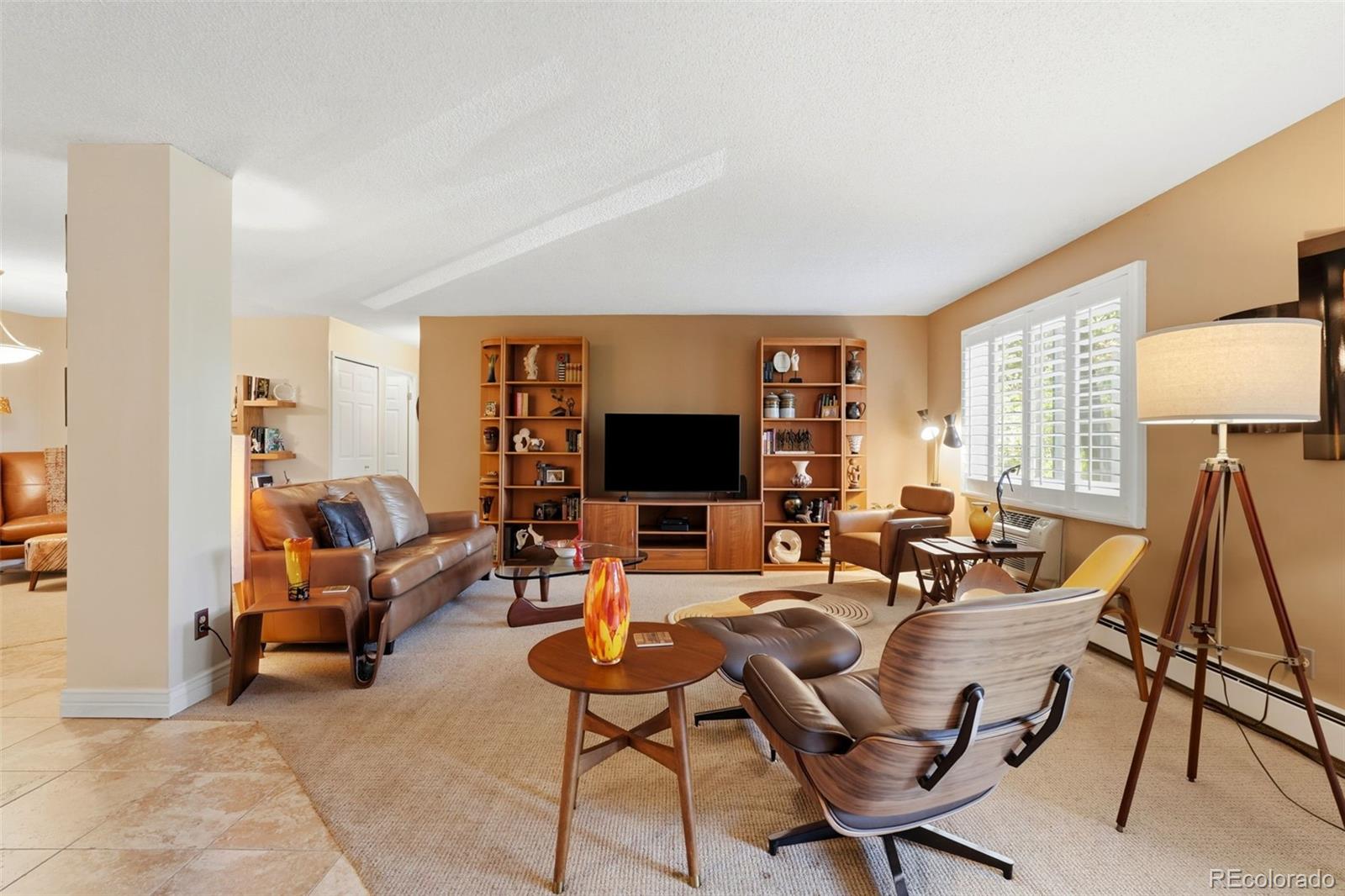 MLS Image #5 for 3450 s poplar street,denver, Colorado