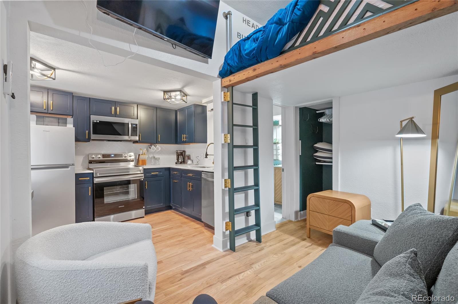 MLS Image #10 for 2252 n clarkson street ,denver, Colorado