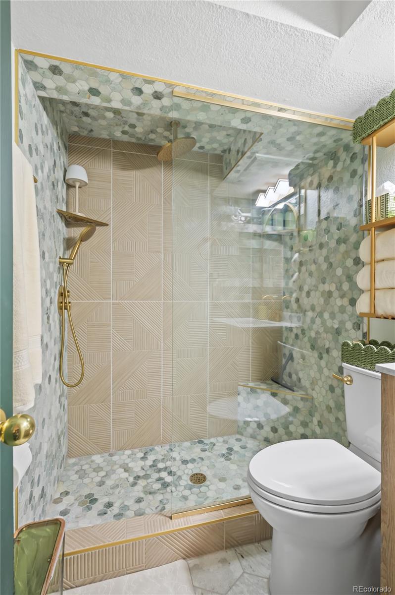 MLS Image #18 for 2252 n clarkson street ,denver, Colorado