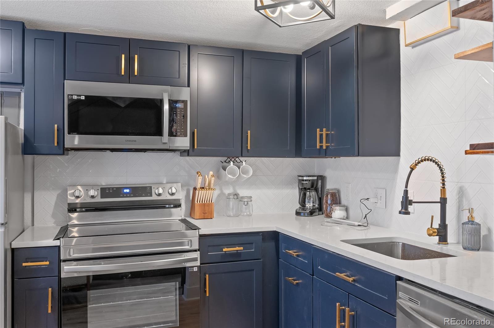 MLS Image #7 for 2252 n clarkson street ,denver, Colorado