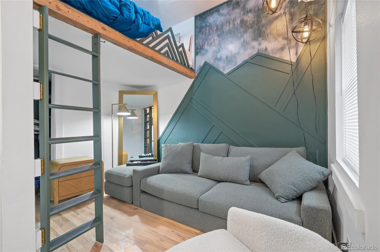 MLS Image #9 for 2252 n clarkson street ,denver, Colorado
