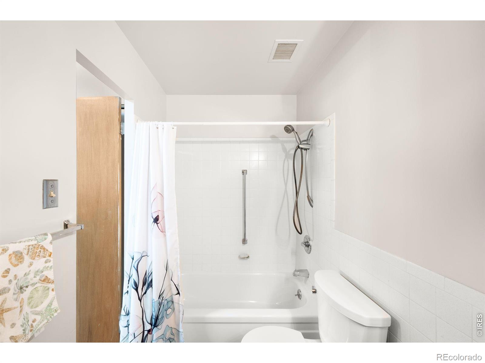 MLS Image #13 for 9150 e center avenue 6d,denver, Colorado