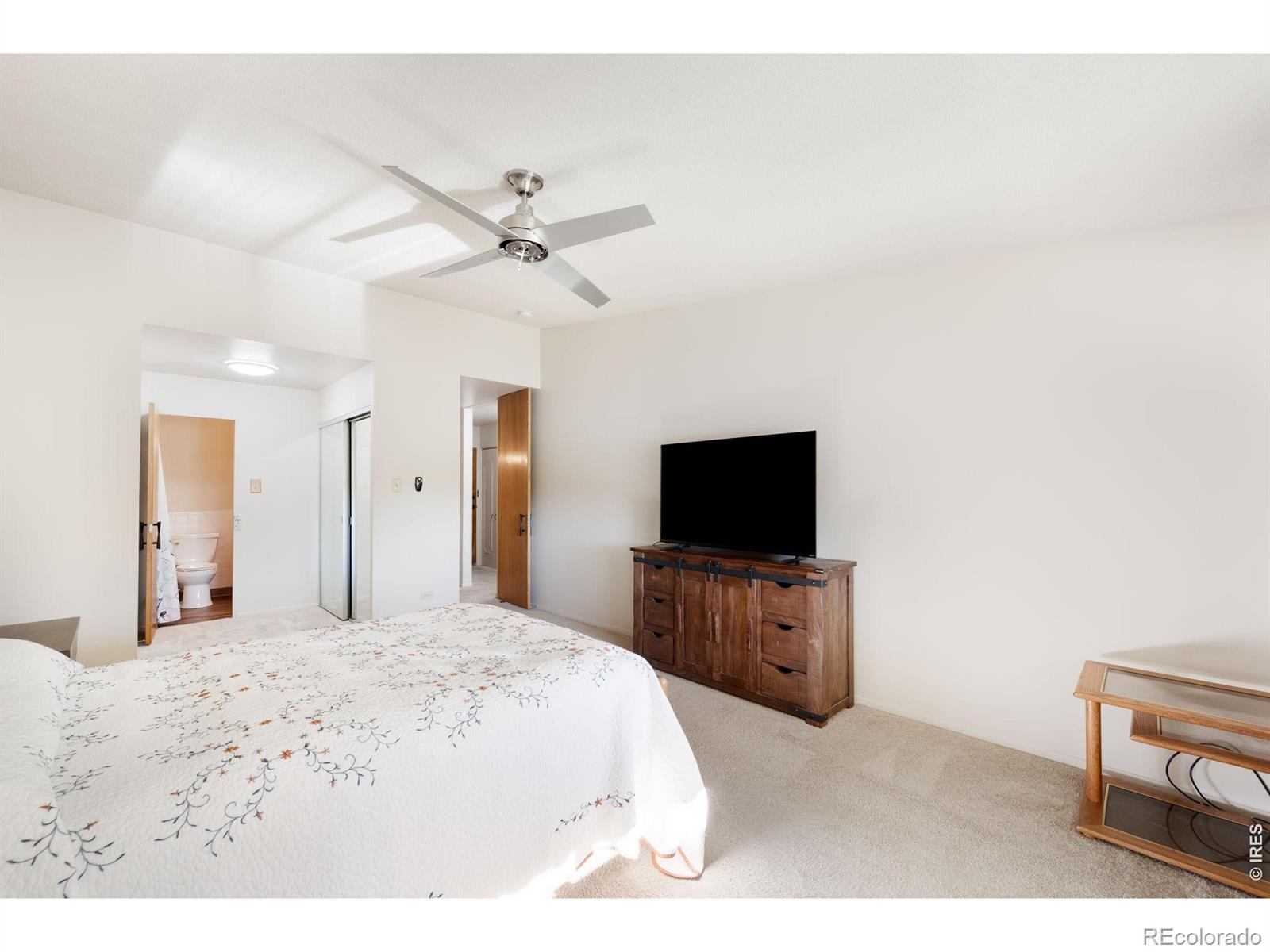 MLS Image #18 for 9150 e center avenue 6d,denver, Colorado