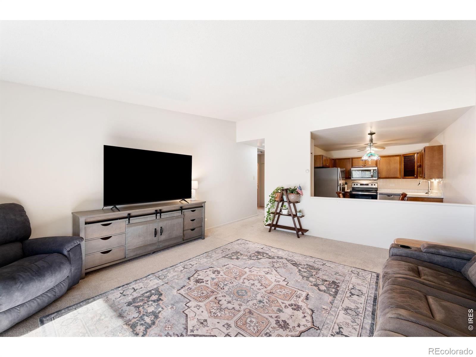 MLS Image #5 for 9150 e center avenue 6d,denver, Colorado