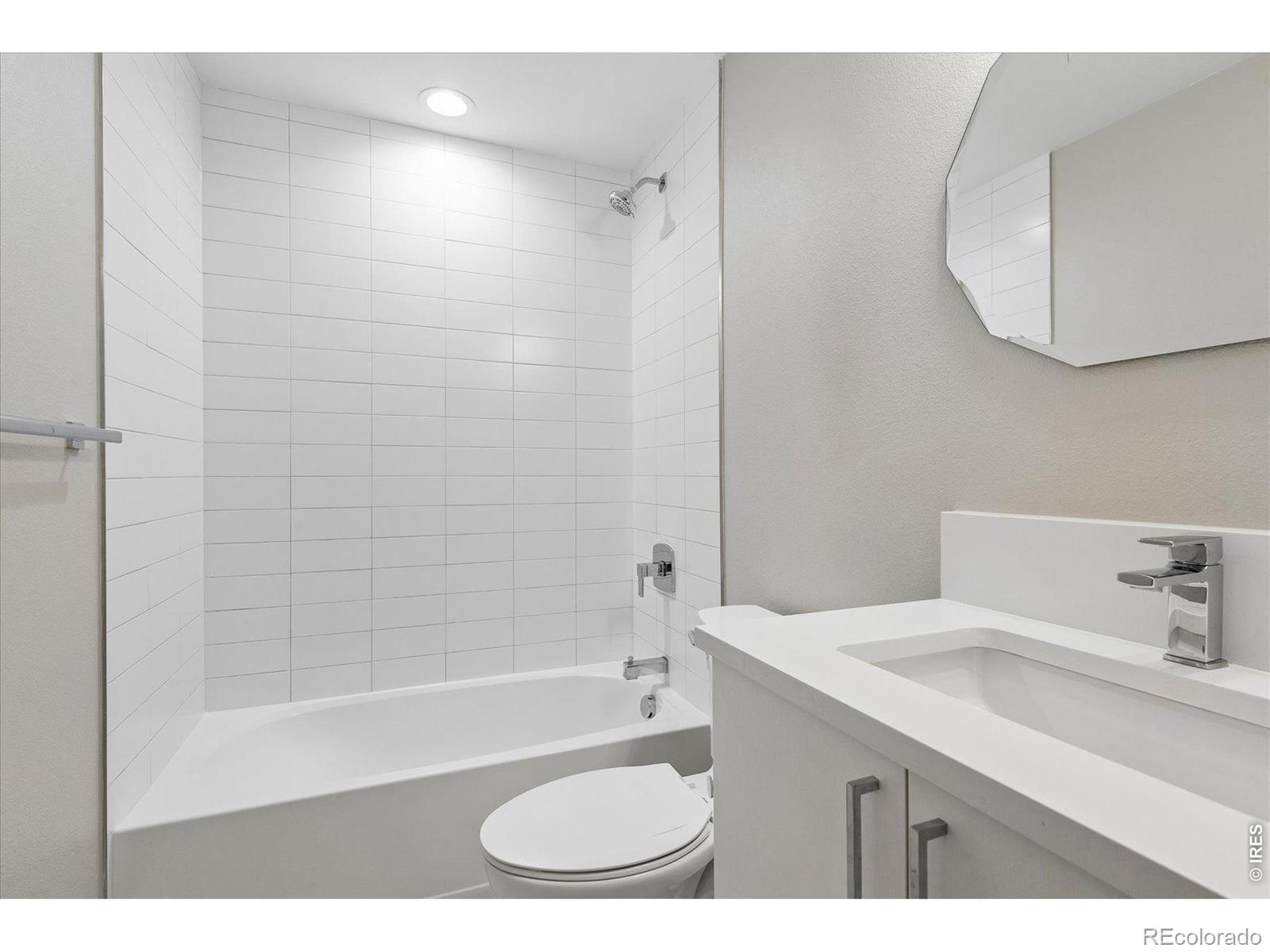 MLS Image #9 for 3245 w 17th avenue,denver, Colorado