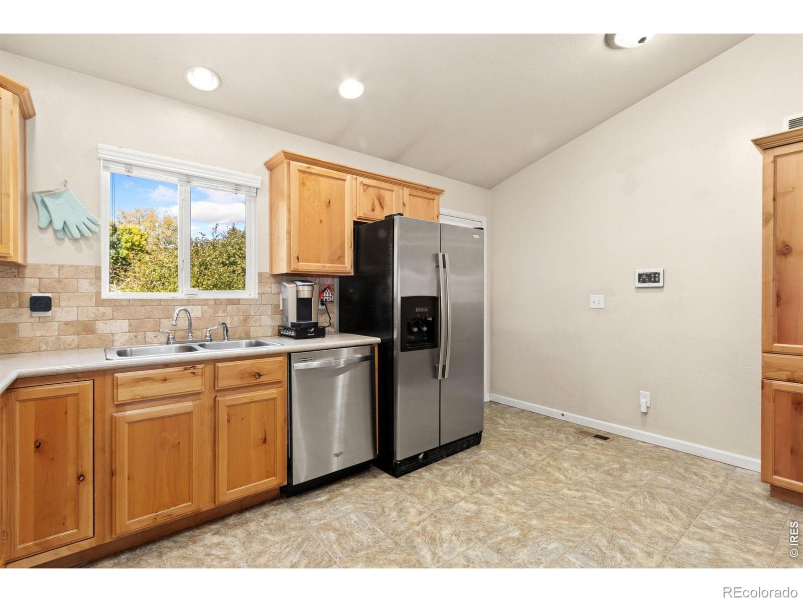 MLS Image #10 for 1855  gemini court,loveland, Colorado