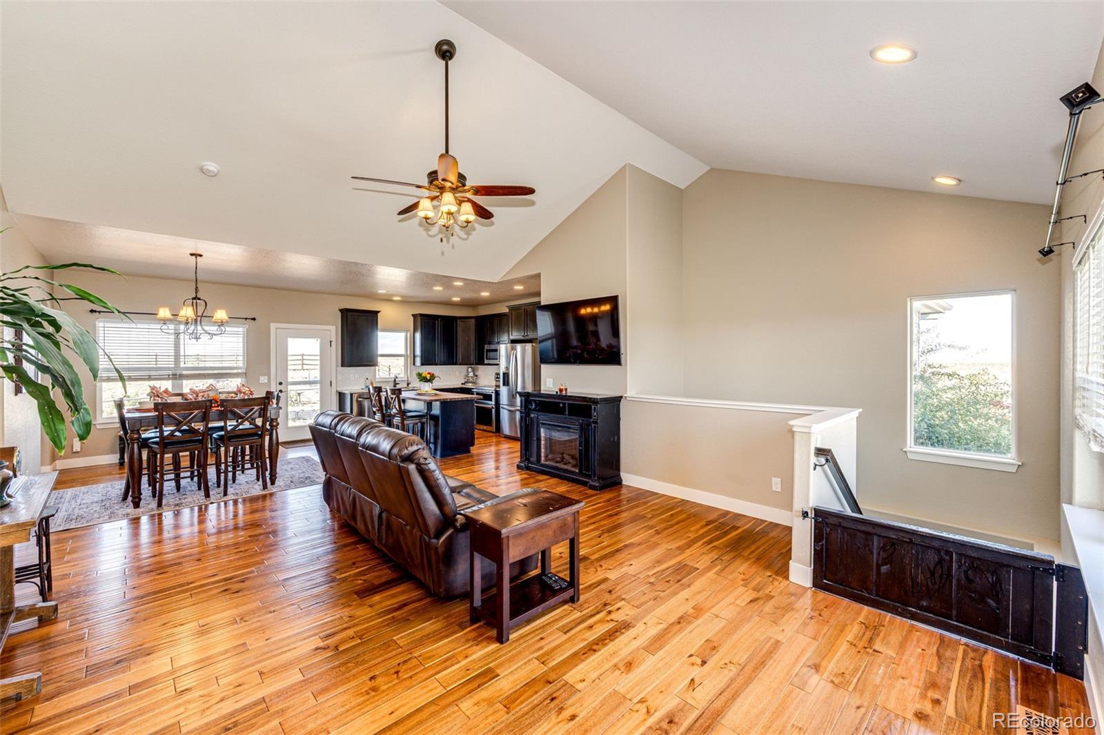 MLS Image #12 for 7651  woodchest street,strasburg, Colorado