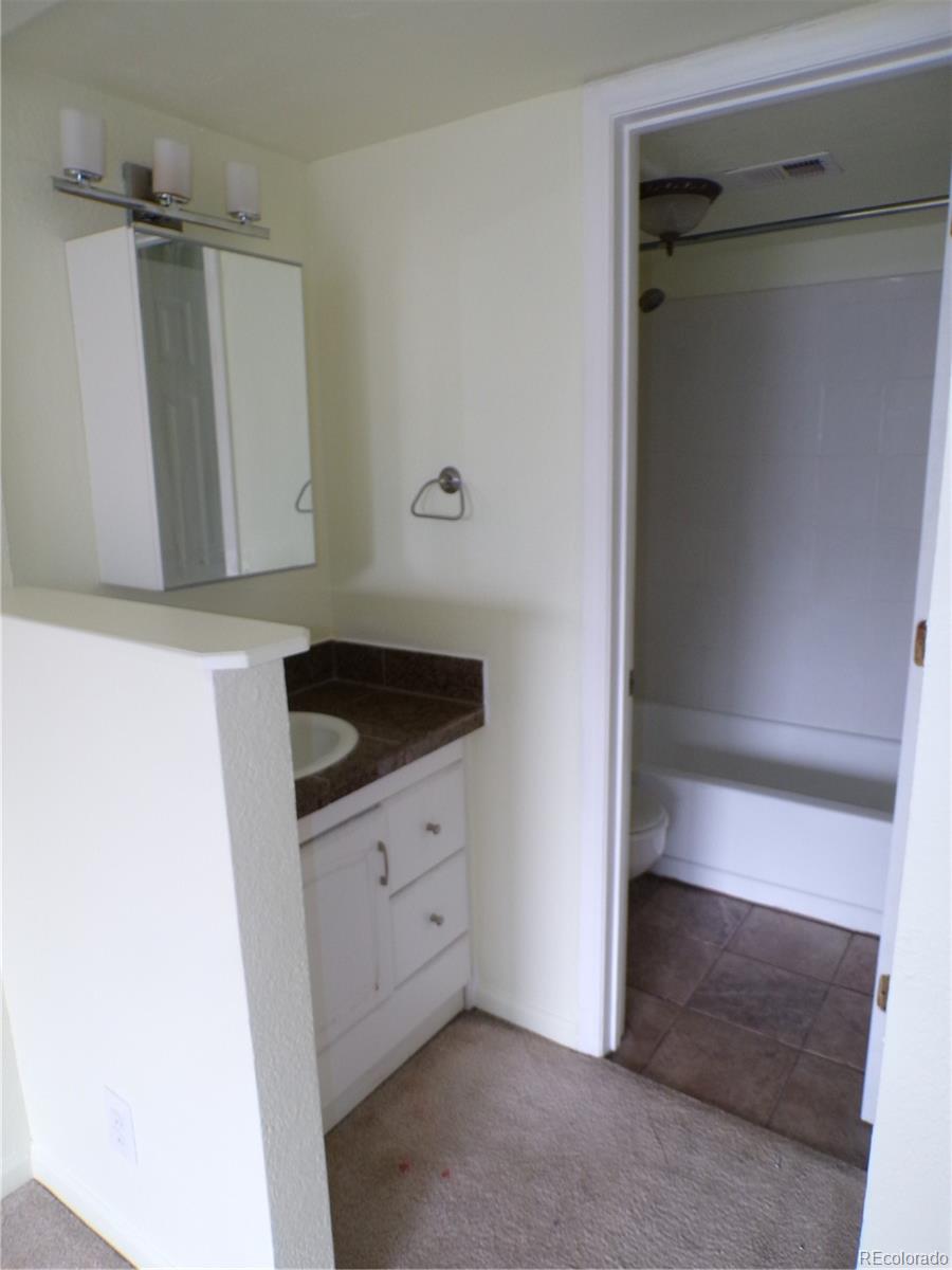 MLS Image #20 for 7665 e eastman avenue 205d,denver, Colorado