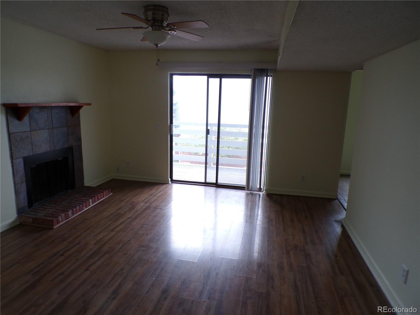 MLS Image #5 for 7665 e eastman avenue 205d,denver, Colorado