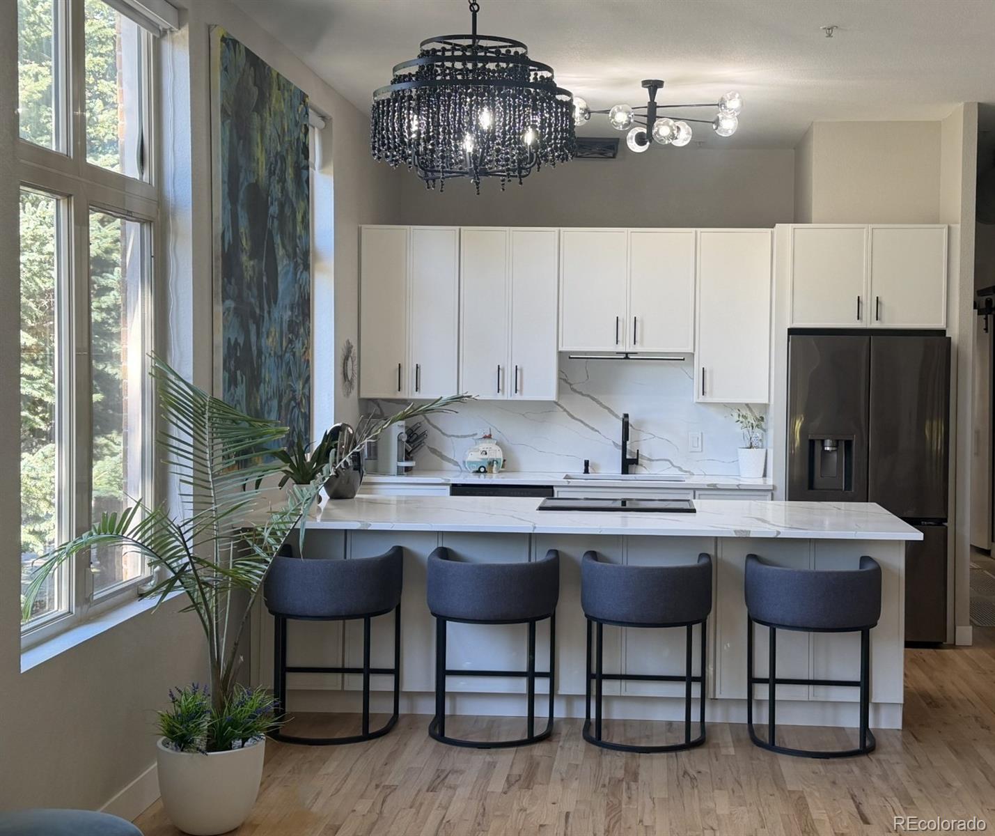 MLS Image #1 for 220  roslyn street 701,denver, Colorado