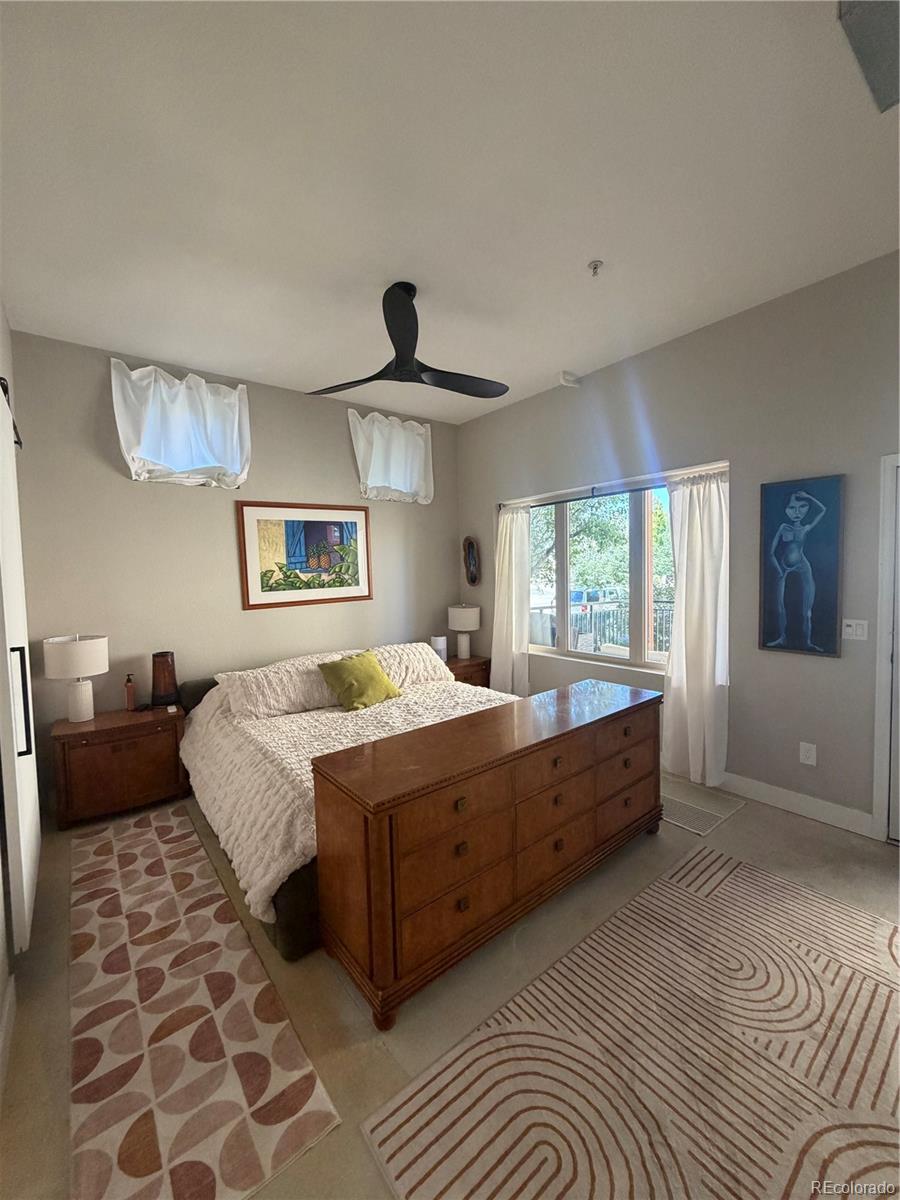 MLS Image #4 for 220  roslyn street 701,denver, Colorado