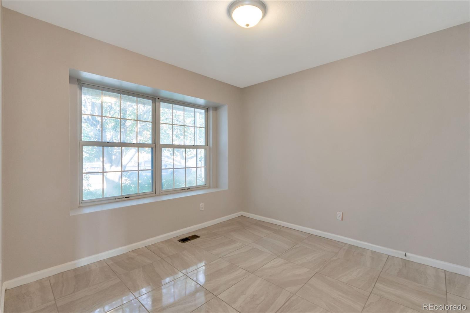 MLS Image #14 for 4120 s himalaya way,aurora, Colorado