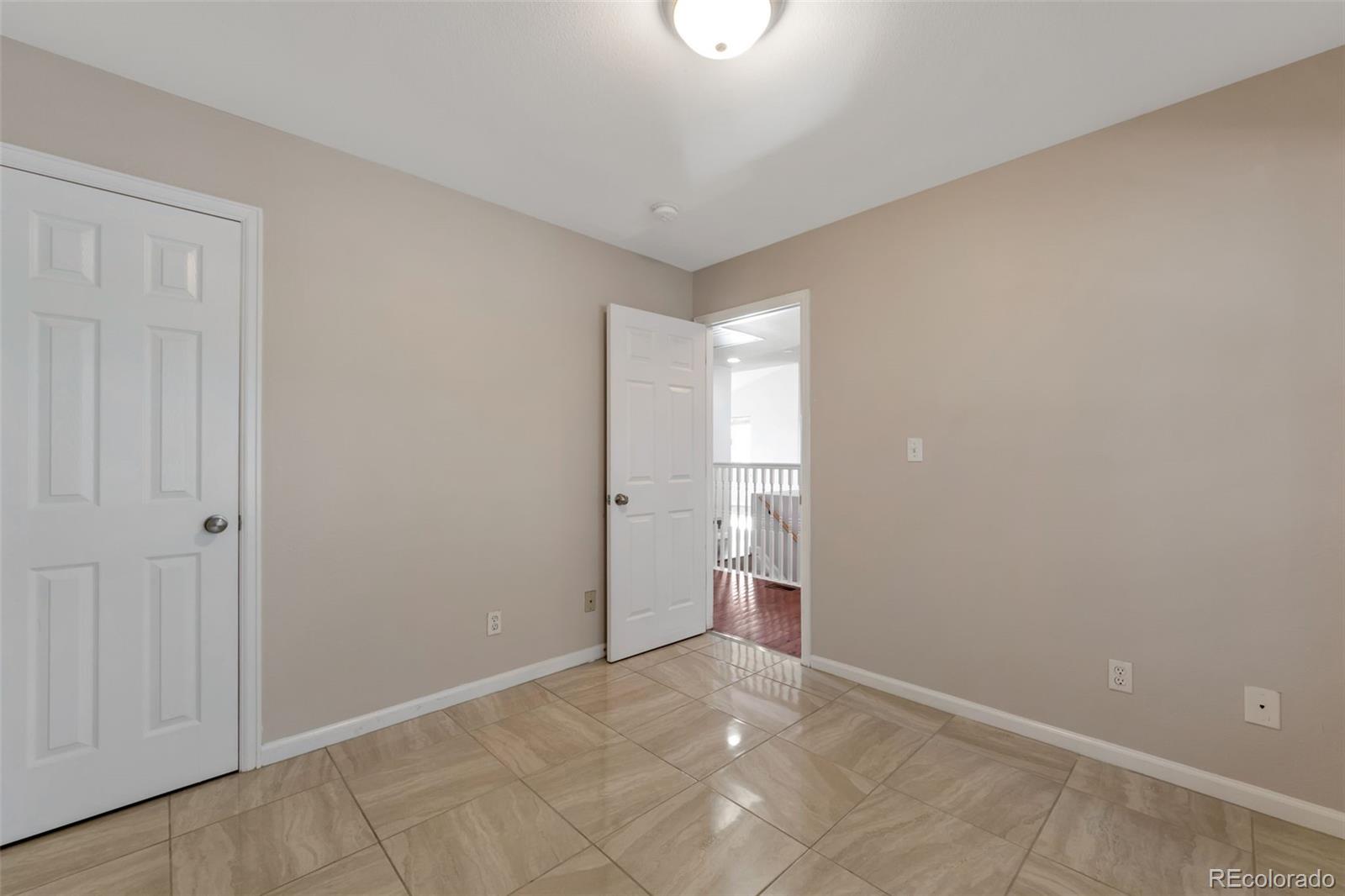 MLS Image #15 for 4120 s himalaya way,aurora, Colorado