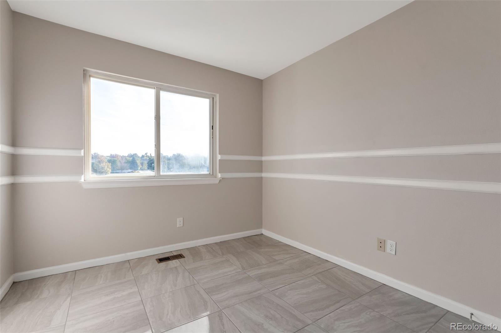 MLS Image #17 for 4120 s himalaya way,aurora, Colorado