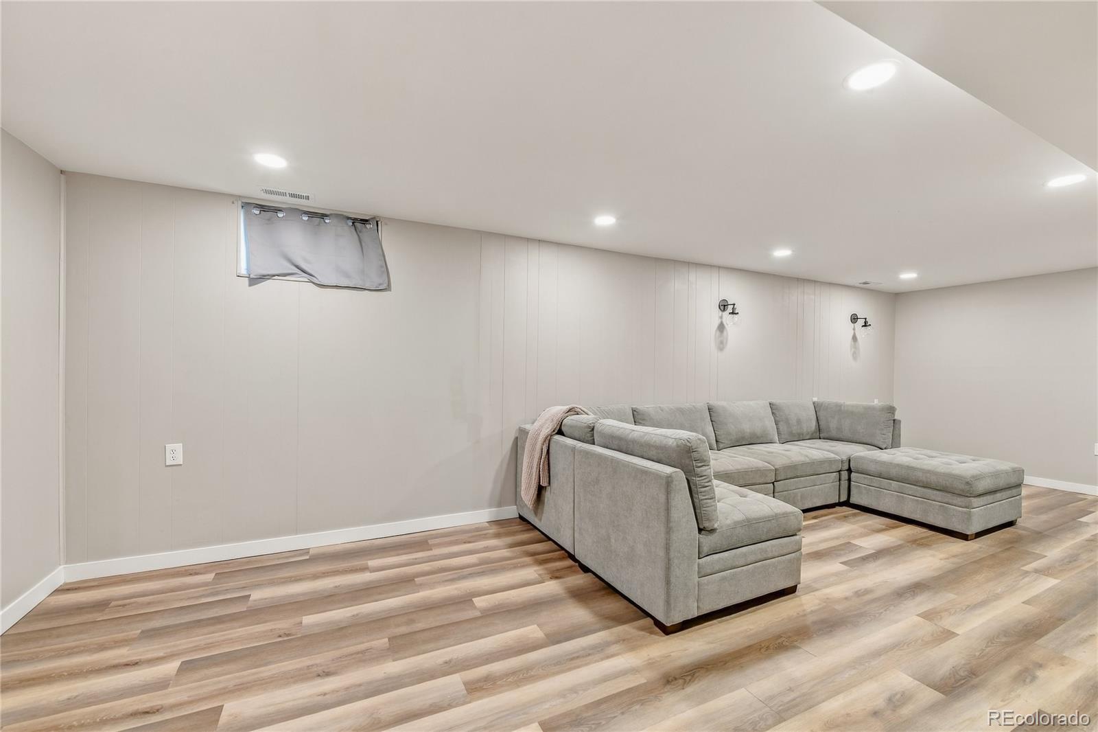 MLS Image #18 for 4606 s washington street,englewood, Colorado