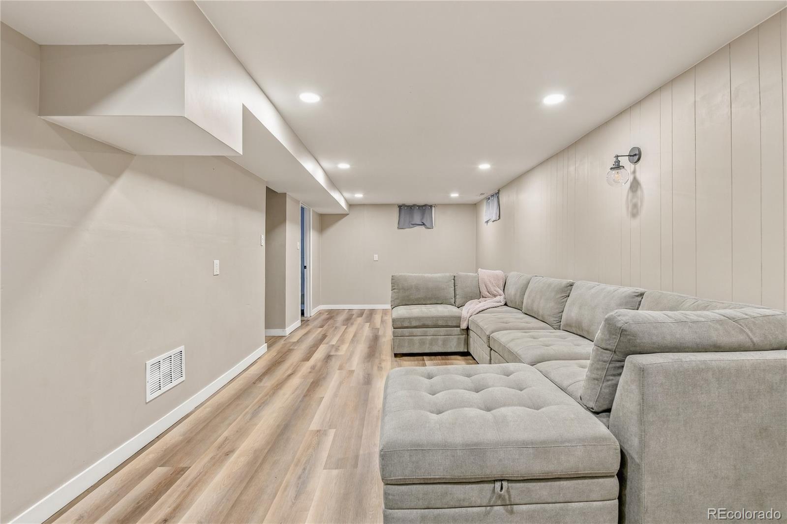 MLS Image #19 for 4606 s washington street,englewood, Colorado