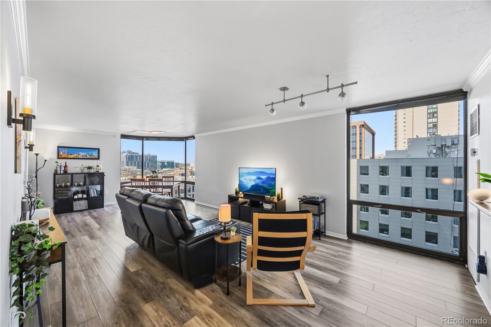 MLS Image #22 for 1625  larimer street 1007,denver, Colorado