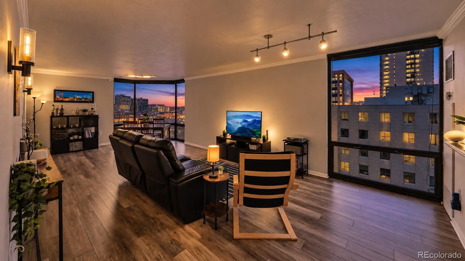 MLS Image #3 for 1625  larimer street 1007,denver, Colorado
