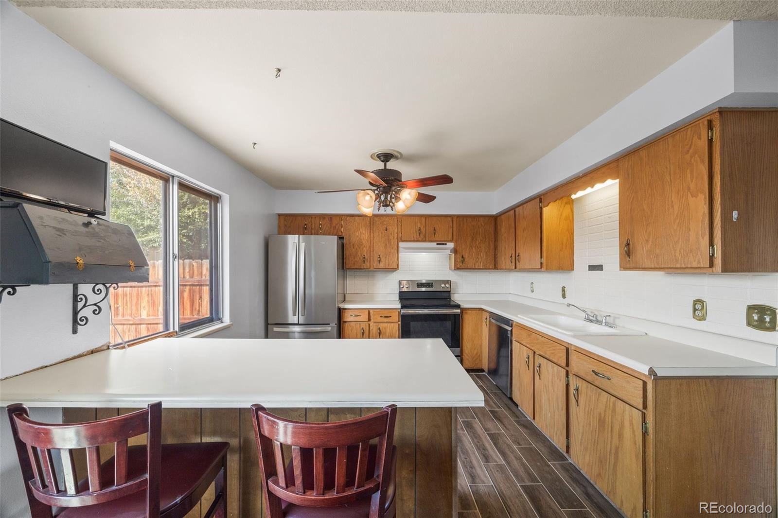 MLS Image #4 for 8613  santa fe drive,thornton, Colorado