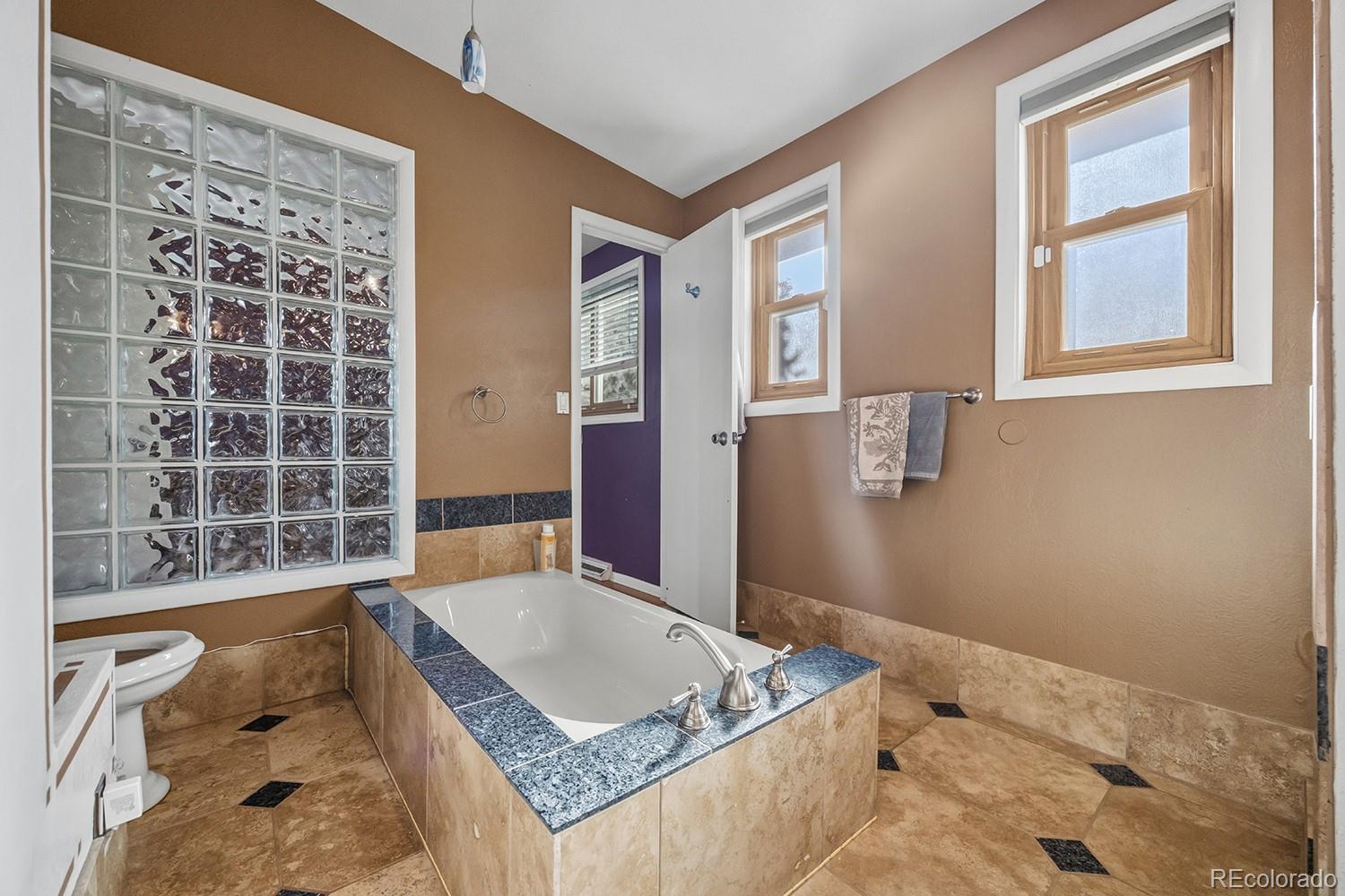 MLS Image #15 for 6573 s datura street,littleton, Colorado
