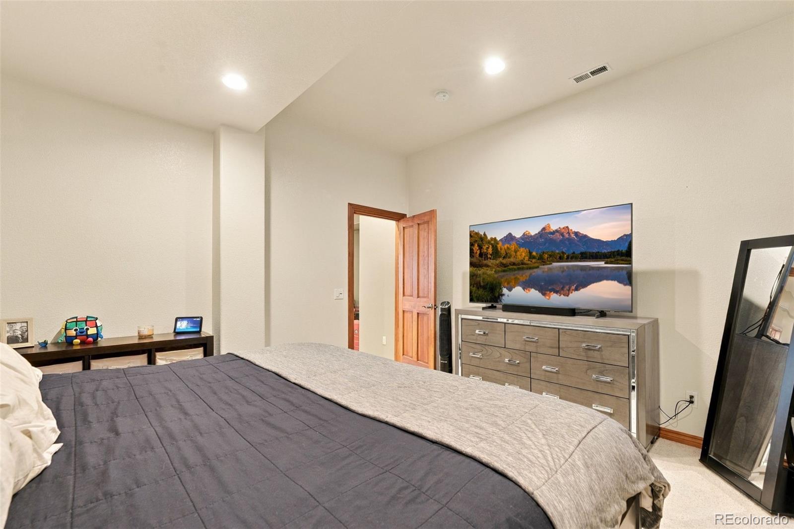 MLS Image #37 for 4245 s dawson street,aurora, Colorado
