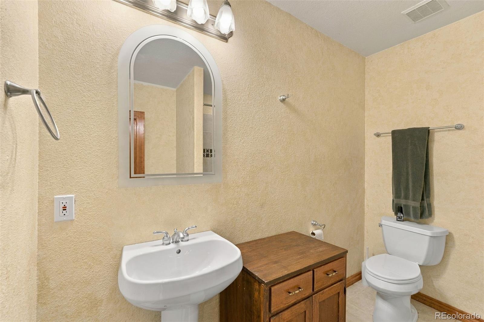 MLS Image #38 for 4245 s dawson street,aurora, Colorado