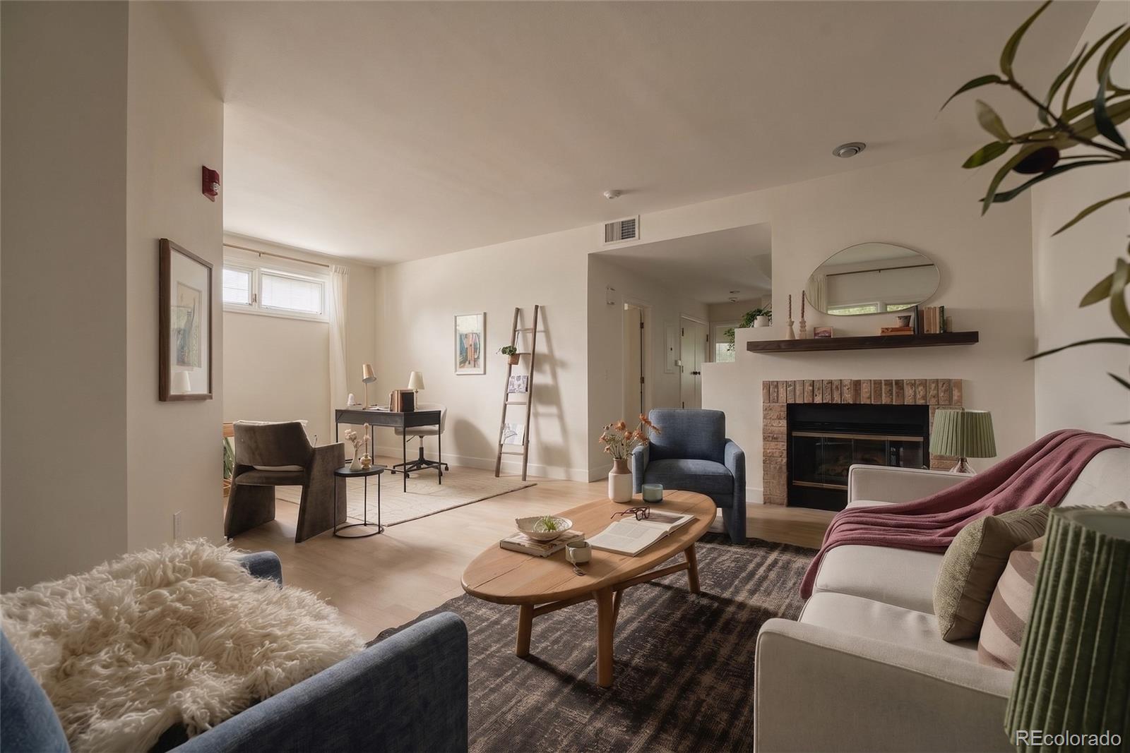 MLS Image #11 for 170 s jackson street,denver, Colorado