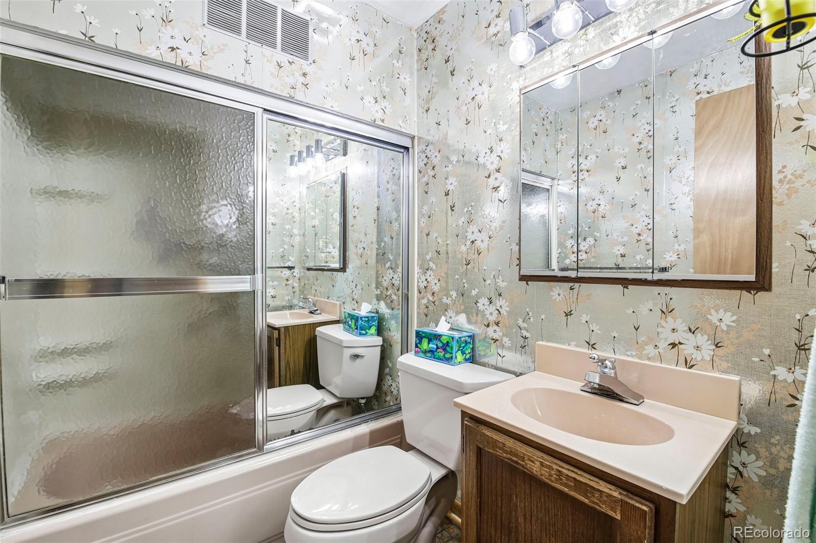 MLS Image #13 for 1694 s balsam street,lakewood, Colorado