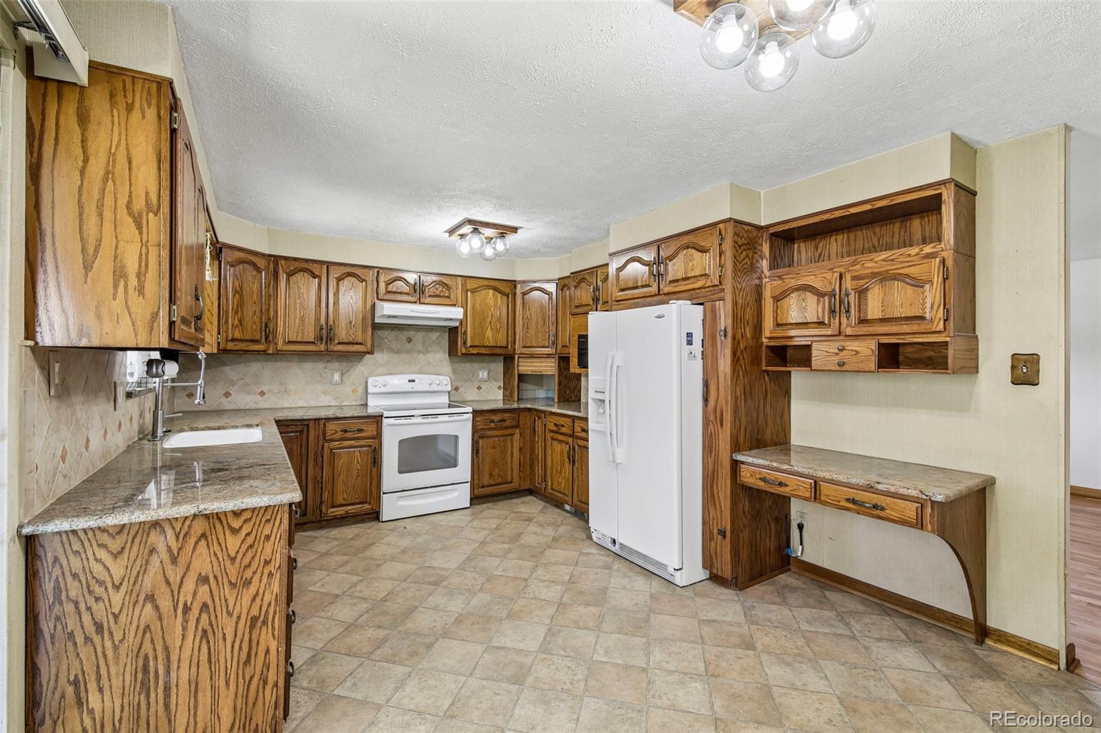MLS Image #9 for 1694 s balsam street,lakewood, Colorado