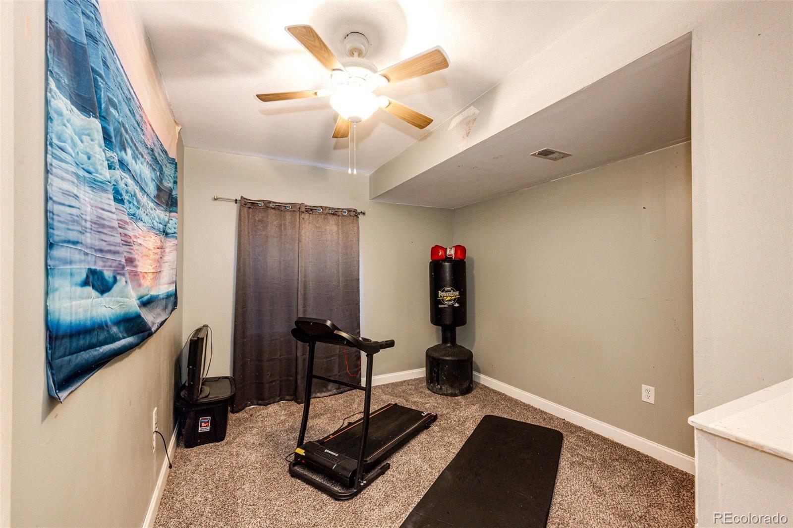 MLS Image #18 for 1850  comanche drive,strasburg, Colorado