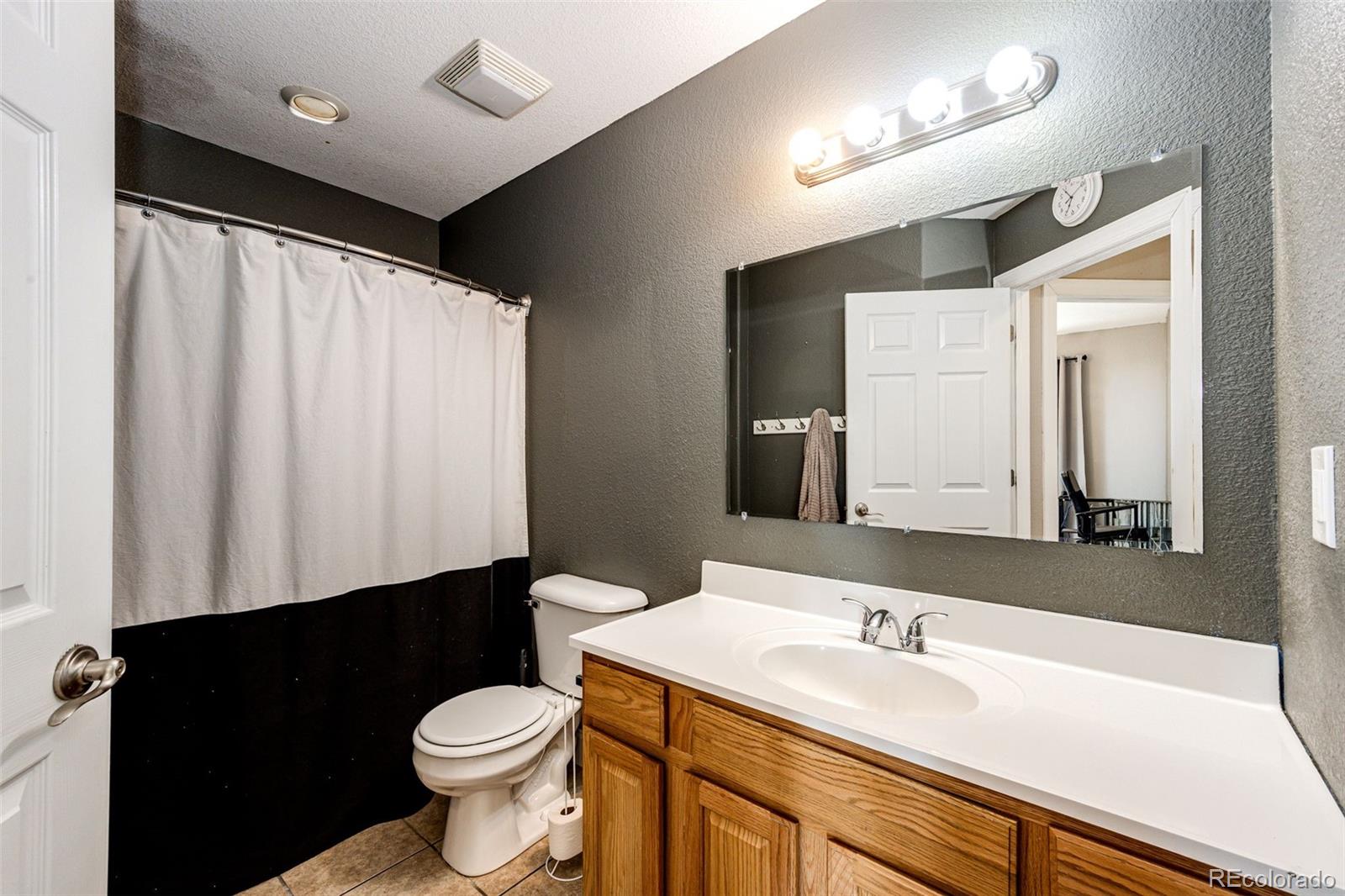MLS Image #19 for 1850  comanche drive,strasburg, Colorado