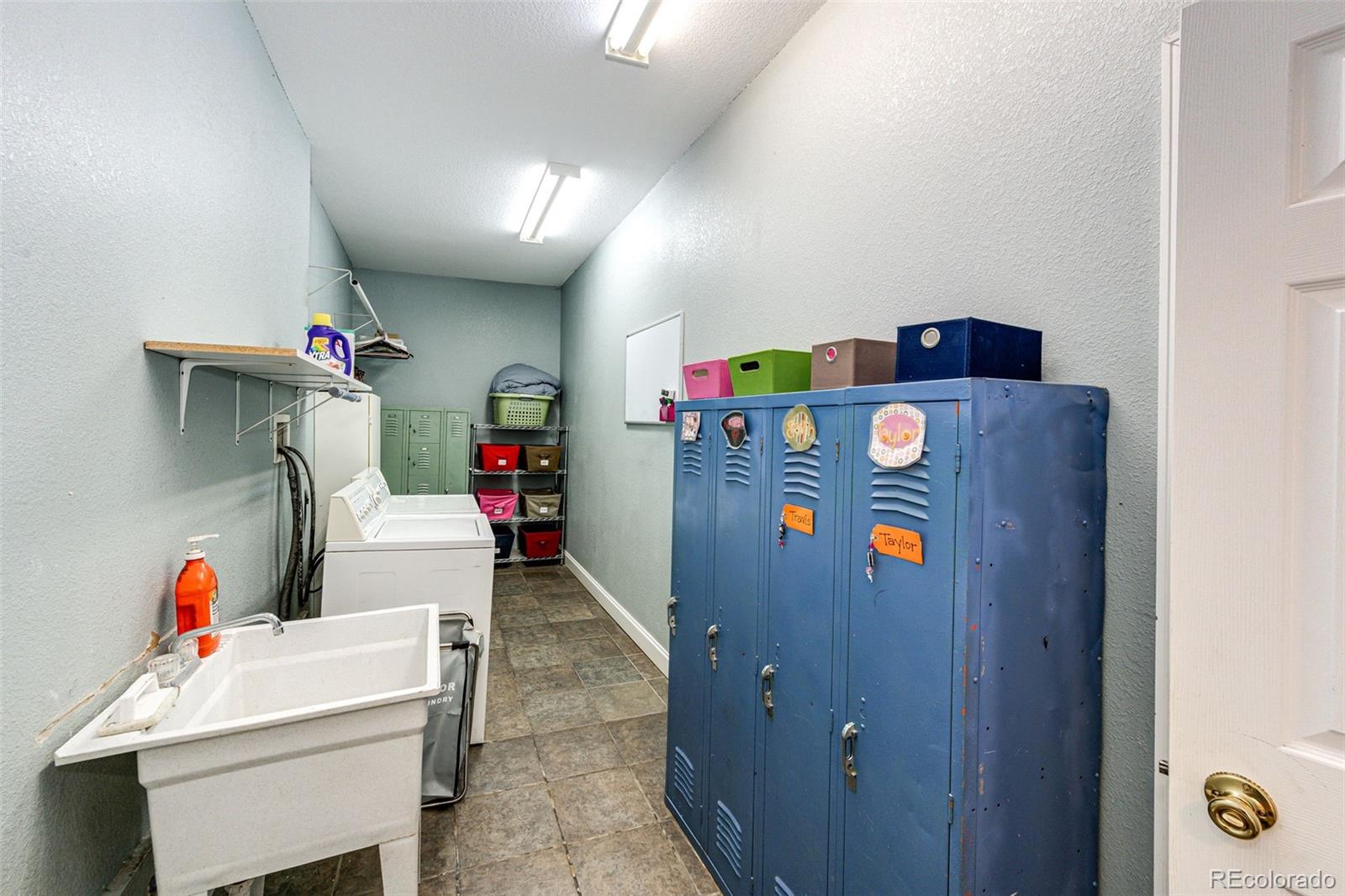 MLS Image #21 for 1850  comanche drive,strasburg, Colorado