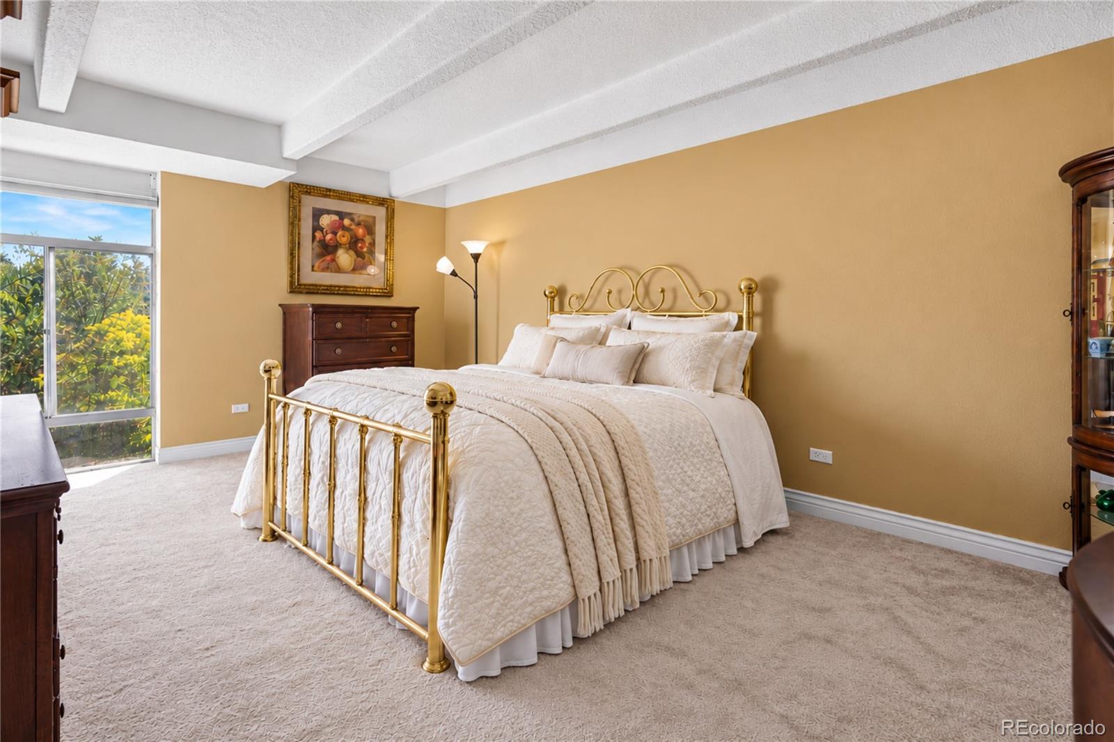 MLS Image #2 for 675 s university boulevard,denver, Colorado