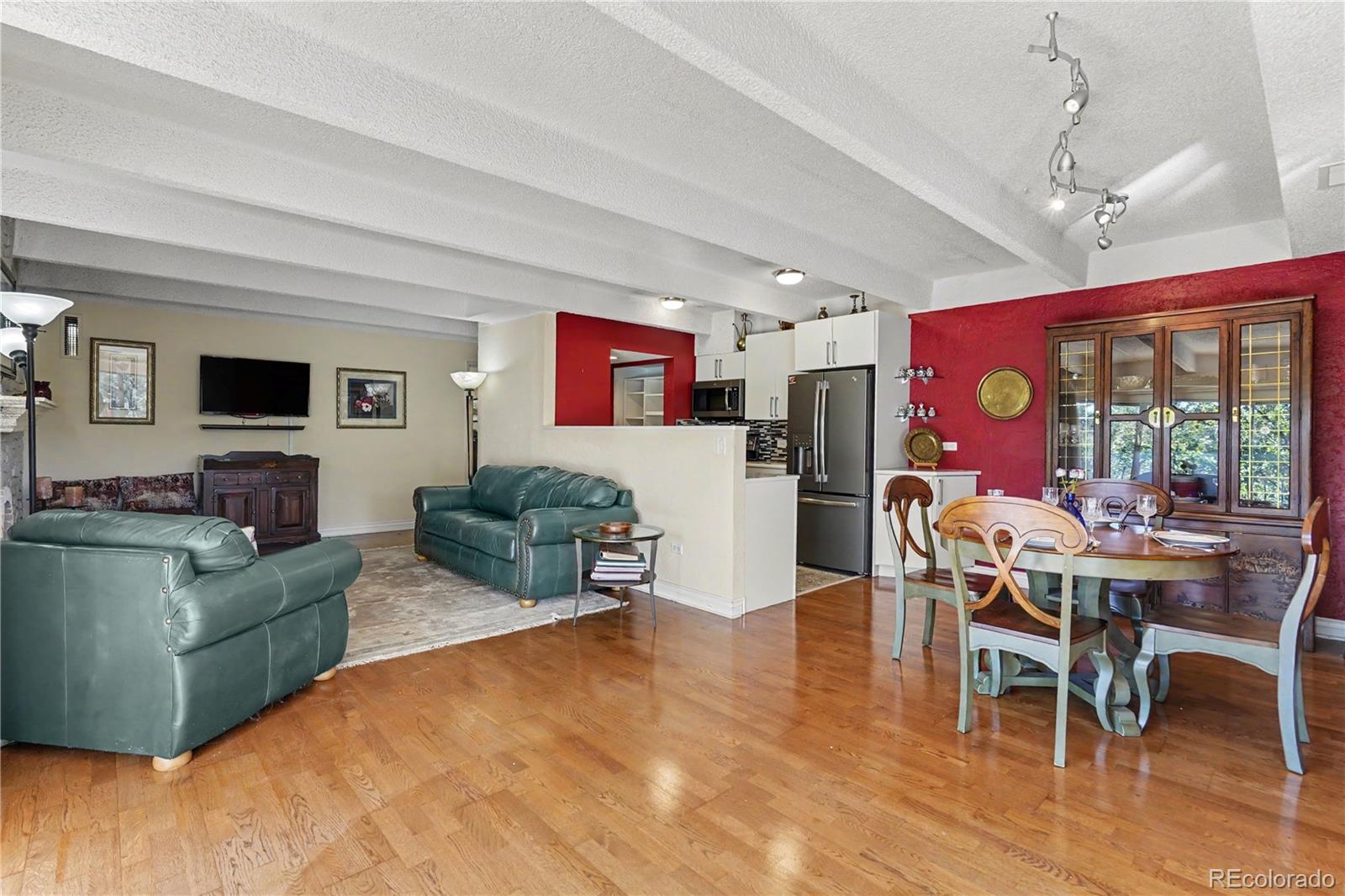 MLS Image #7 for 675 s university boulevard,denver, Colorado