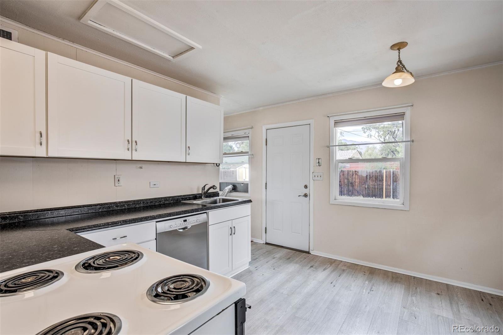 MLS Image #11 for 622  warren avenue,colorado springs, Colorado