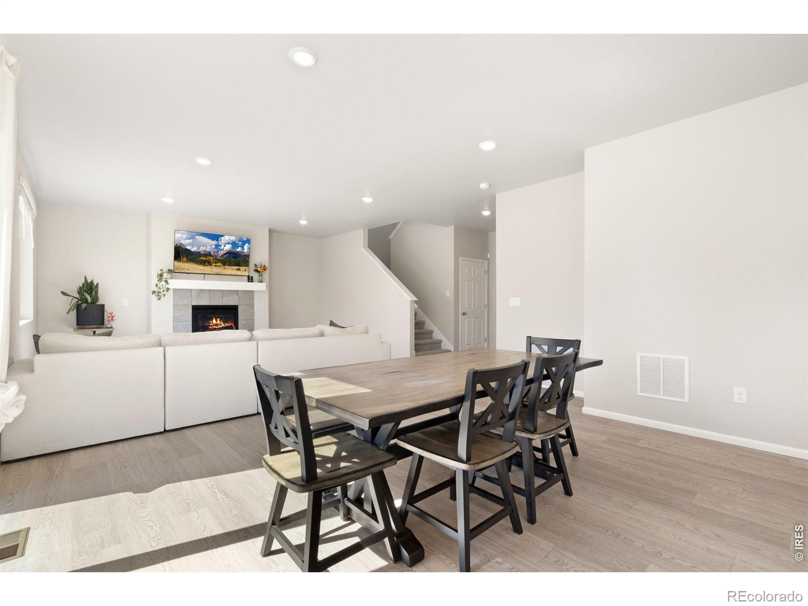 MLS Image #10 for 1117  crystal creek drive,windsor, Colorado