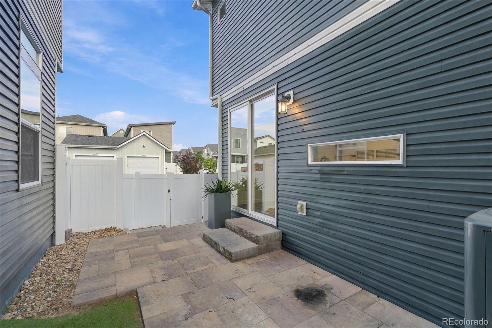 MLS Image #27 for 5402  tower road,denver, Colorado