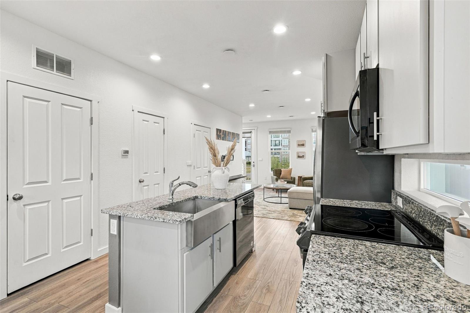 MLS Image #9 for 5402  tower road,denver, Colorado